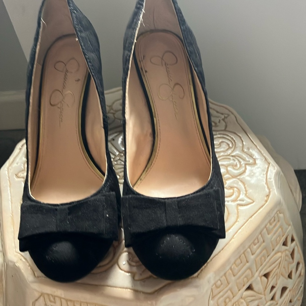 Jessica Simpson Black quilted wedges